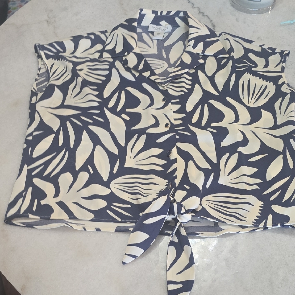 Next Navy and Cream Leaf Print Shirt